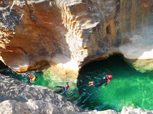 Expediciones: Canyoning in Sierra de Guara since 1978