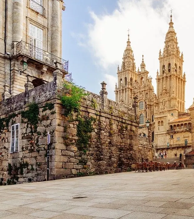 1*2*Tours | Free Tour Santiago de Compostela
