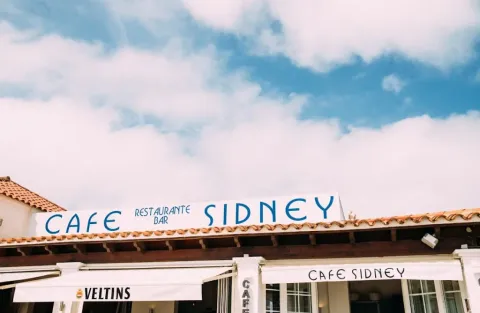 Cafe Sidney
